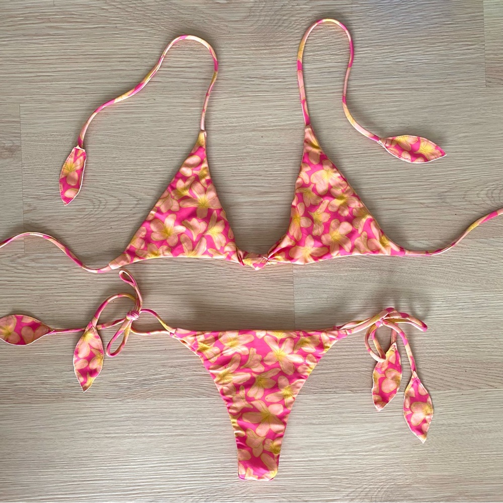 benoa plumeria set